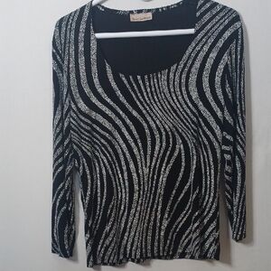 Susan Lawrence Elegant Black and White Top